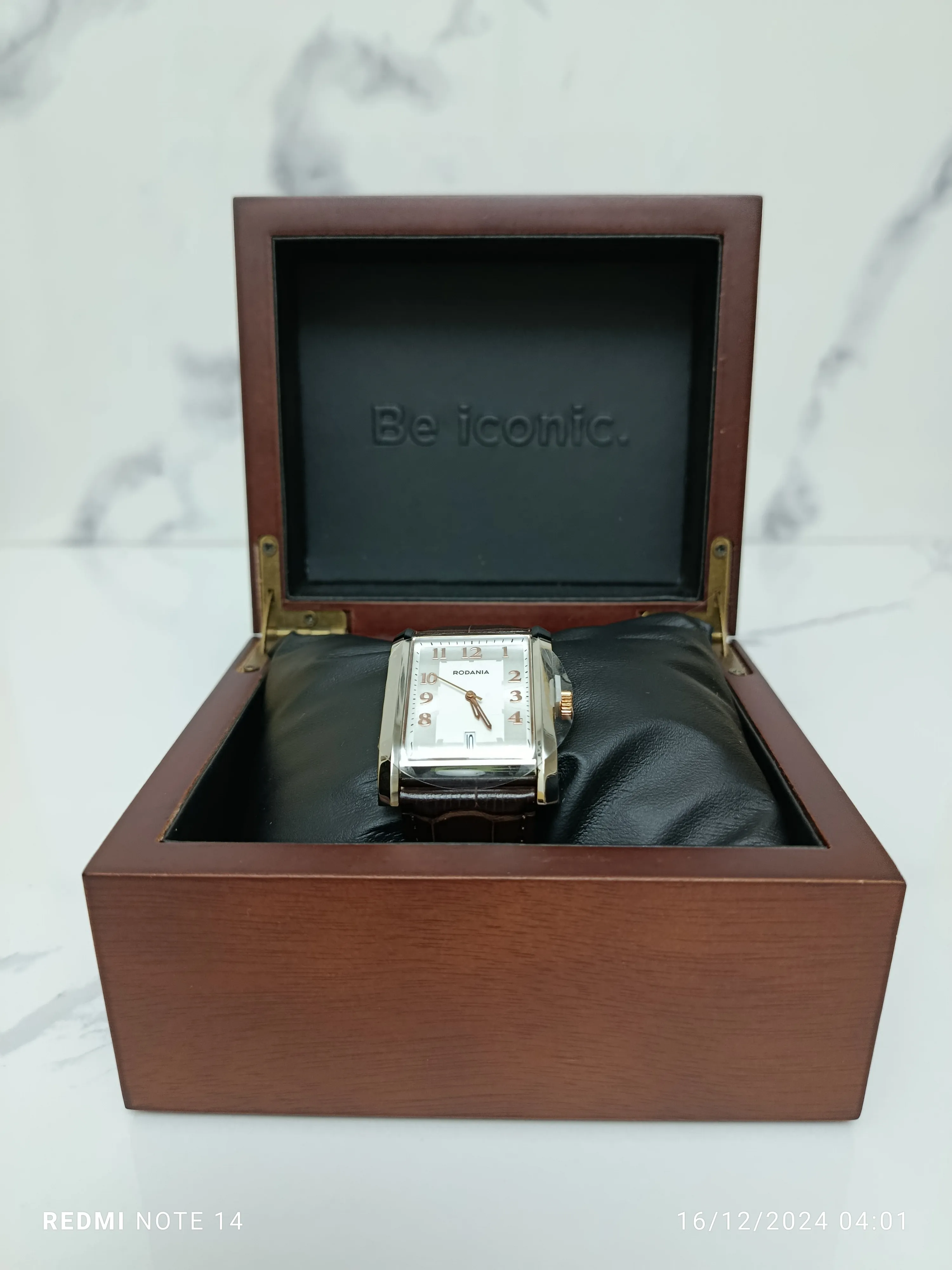 Montre Rodania Homme RO015H