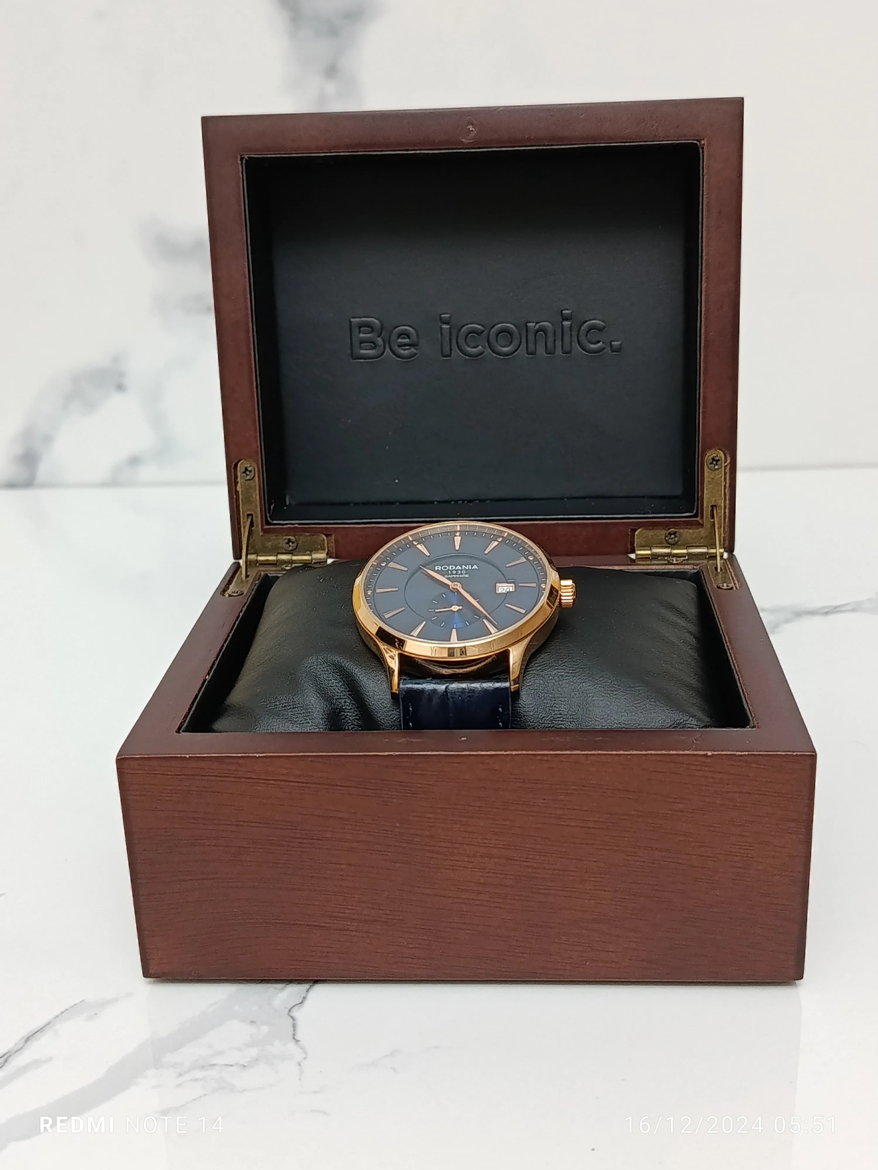 Montre Rodania Homme RO023H