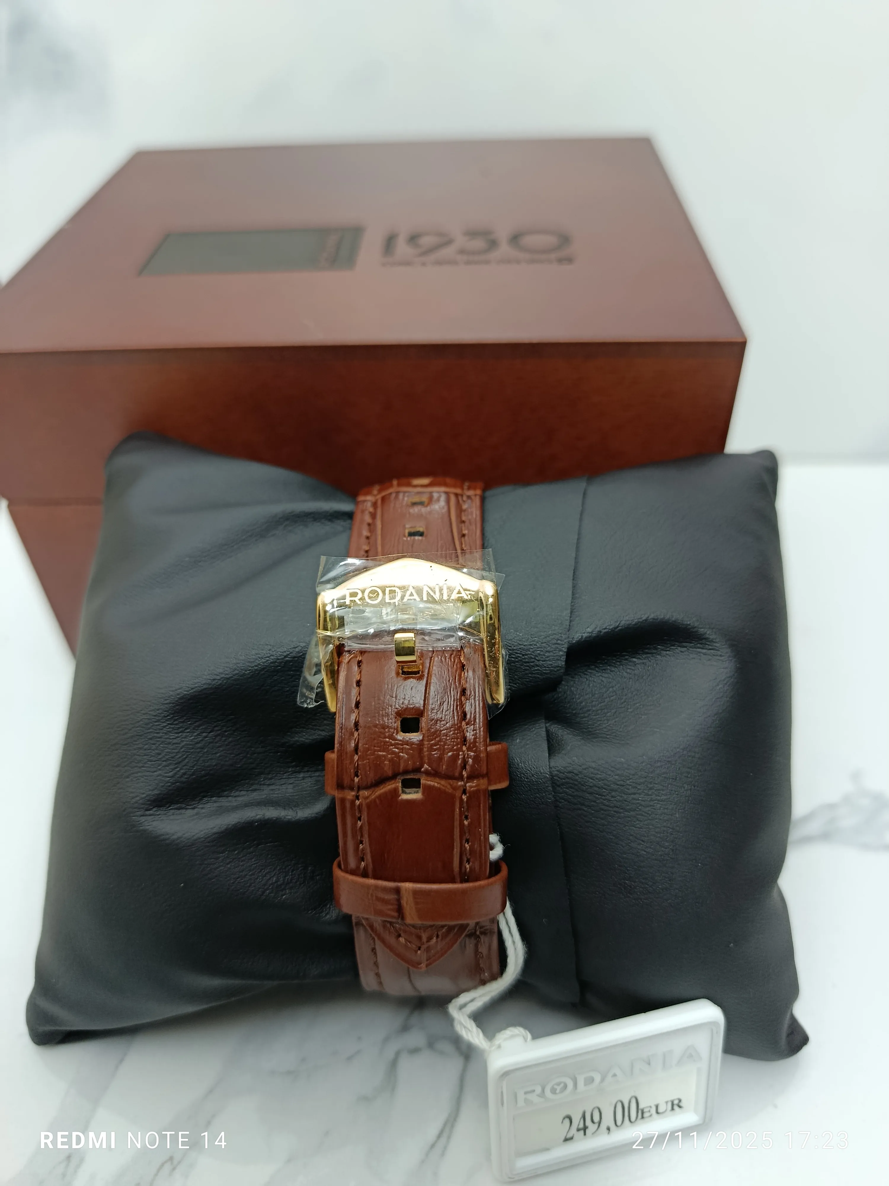 Montre Rodania Homme RO047H