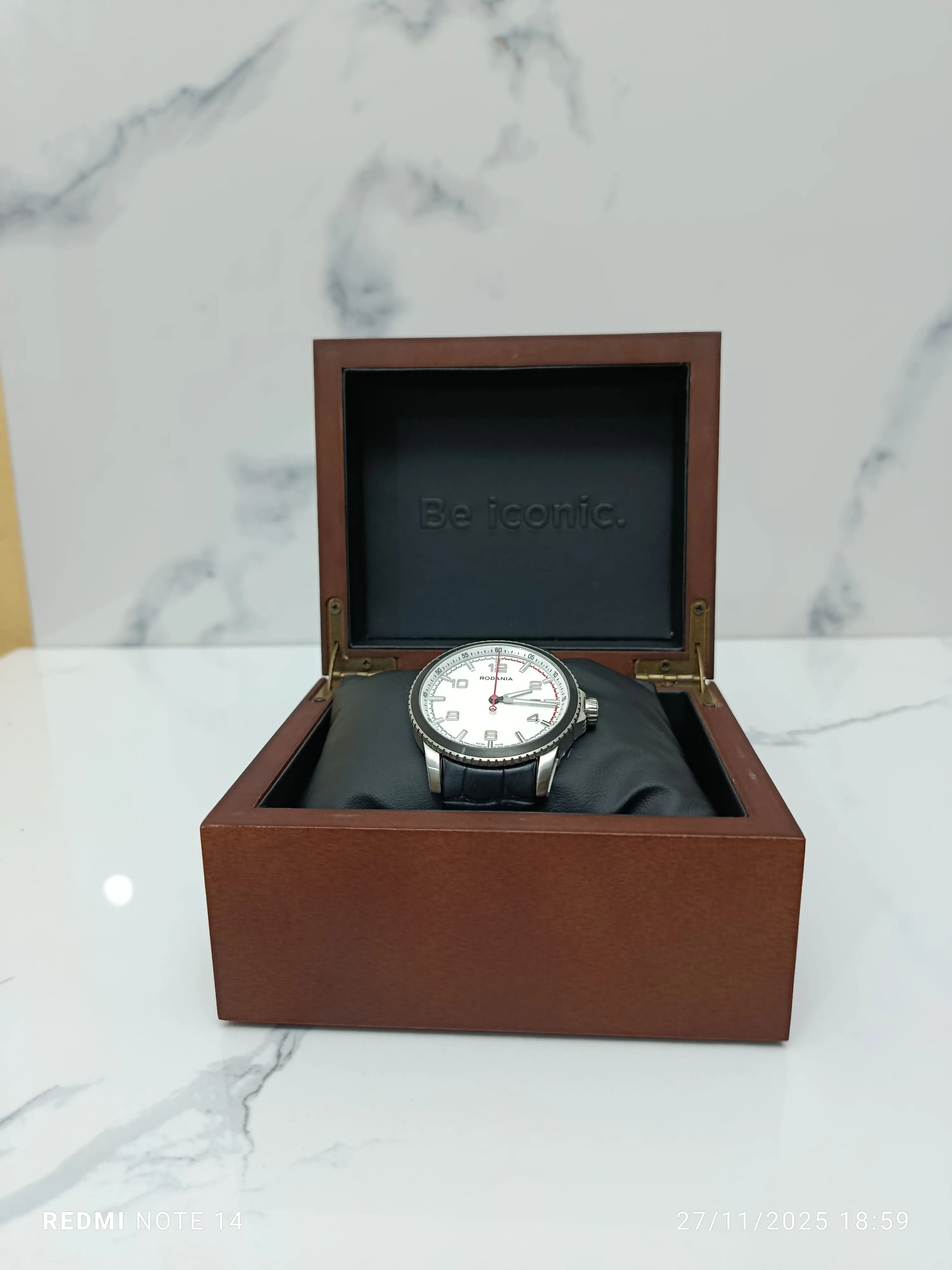 Montre Rodania Homme RO056H