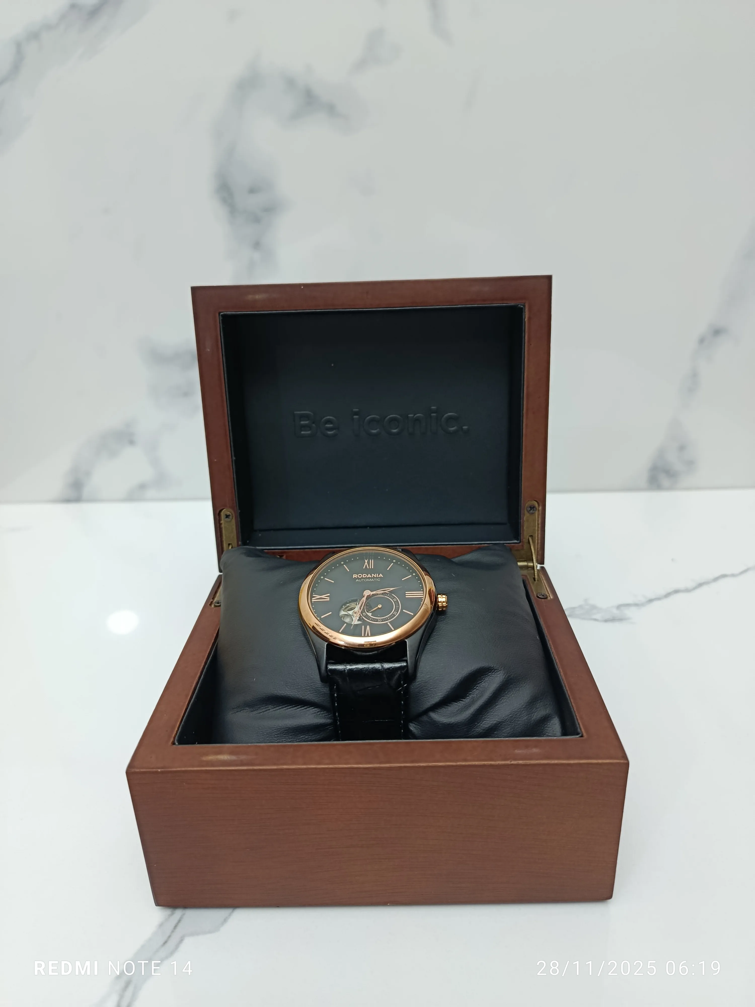 Montre Rodania Homme RO083H
